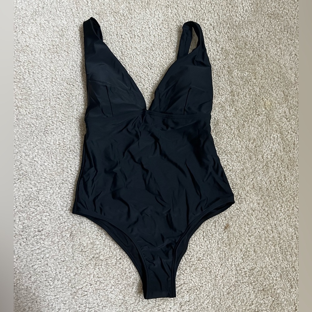 BRAND NEW BLACK SWIMSUIT